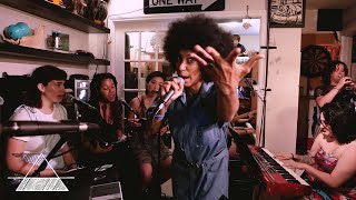 Linqua Franqa - Eight Weeks (Apartment Sessions)