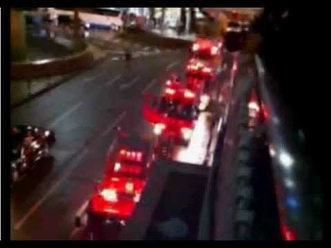 【速報】 新宿小田急ハルク(ビックカメラ)で火事(2011.12.03 23時頃) 【速報】 新宿小田急ハルク(ビックカメラ)で火事(2011.12.03 23時頃)