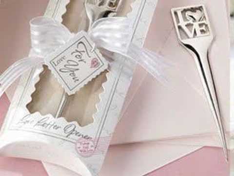  their eternal love with over 100 Elegant Wedding Favours to choose fro 