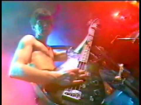 the Stranglers - &quot;Who Wants the World&quot; @ the Tube 1983