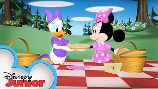 Picnic Panic Minnies Bow-Toons