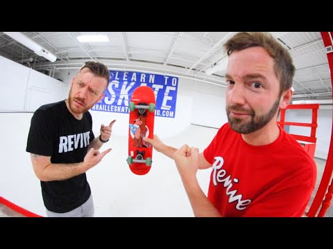 Baby Size Skateboard Game Of S.K.A.T.E.! / Andy Schrock Vs Justin Lonaker