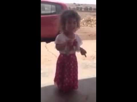 Ø·Ùلة مغربية ترقص وتغني واعر واعر واعر انتايا دونجي