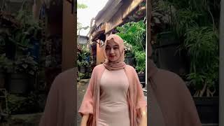 Cantik Jilbab Gunung Gede