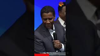 Actor Denzel Washington Gets Emotional Honoring Bishop Charles E. Blake Sr. Year 2022