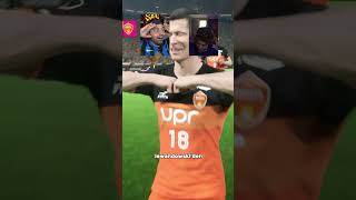 Lewandowski̇ Roveşata Ü