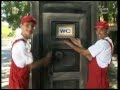 Goło i Wesoło - Wyjeżdżająca toaleta