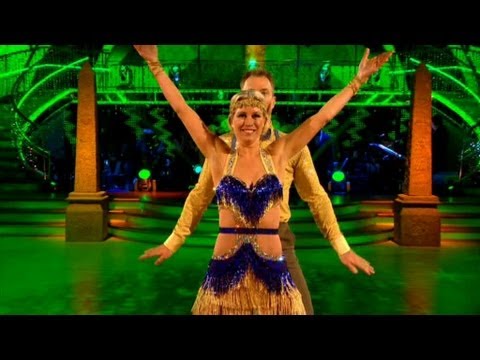 Denise Van Outen Charleston's to 'Walk Like An Egyptian' - Strictly Come Dancing 2012 Final - BBC Denise Van Outen Charleston's to 'Walk Like An Egyptian' - Strictly Come Dancing 2012 Final - BBC