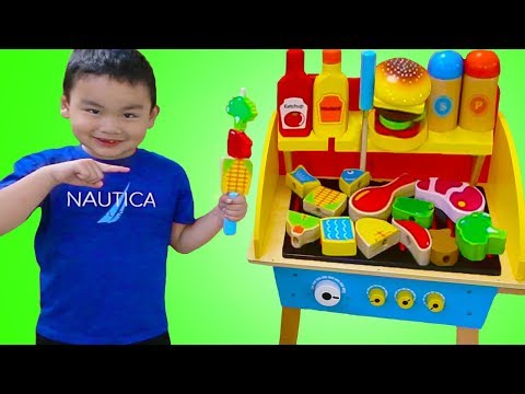 Lyndon Pretend Play Grilling on WOODEN BBQ Grill Cooking Toy