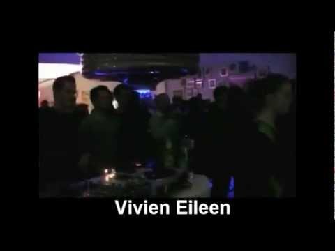 Vivien Eileen - How Come You're The One Open Mic Night NHow Hotel, Berlin