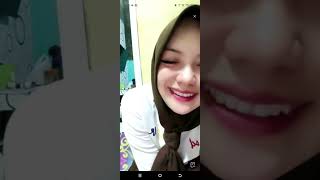 Nona Hijab Pamer Nenen Montok Live 82