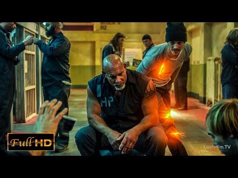 Барри Аллен мошенничает в карты с заключенными | Флэш Барри Аллен мошенничает в карты с заключенными | Флэш