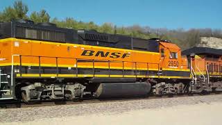 Bnsf 7800 Wvehicle Train & Gp39-2 In Transit 5325