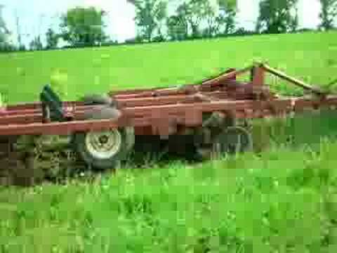 Massey Ferguson 1805 plowing. Massey Ferguson 1805 plowing