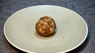 Kugelrunde Hackbällchen aus der Pfanne - perfectly round meatballs from a frying pan