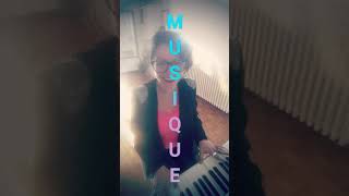 Watch Michel Berger Petite Musique Terrien video