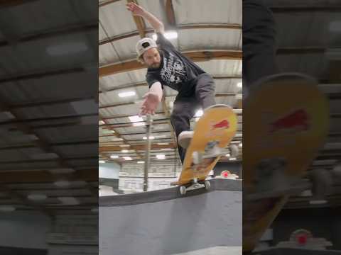 Torey Pudwill Back Tail Up & Down At The Berrics