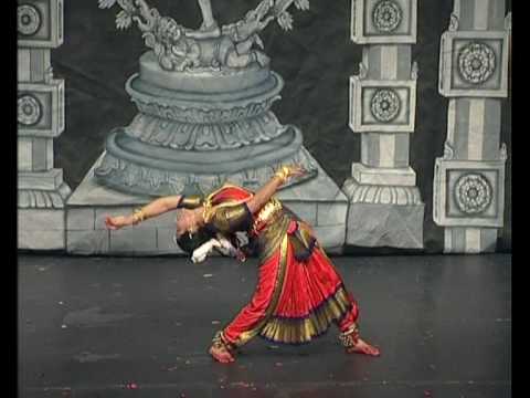 Indian classical Snake Dance nadhar mudimel : Bharatanatyam...