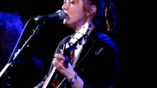 Watch Suzanne Vega New York Is A Woman video