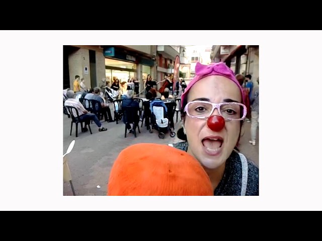 La payasa reportera