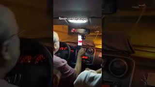 Gençlerin Gazına Gelip Piyasa Yapan Taksici Dayı