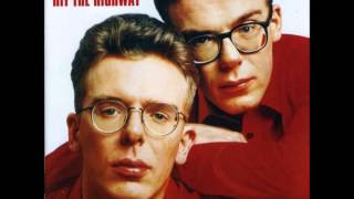 Watch Proclaimers Hit The Highway video