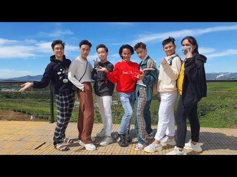 Nhật ký Đà Lạt : Hành Trình ồn ào check in Đồi chè CẦU ĐẤT của Vân Lậu, Hương Hỏa, Nhã Vy, LUMI...