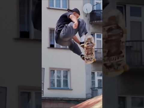 Jake Wooten Clips From Etnies Barge The Bloc Trip!