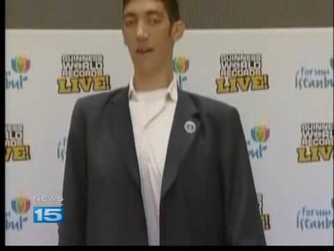 World#39;s tallest, shortest man shortest person in world. World#39;s tallest, shortest man