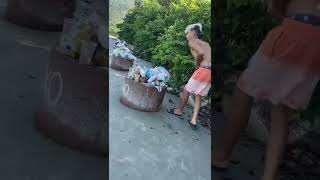 Não Aguentei E Caguei Na Praia Kkk