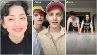 Buse Korkmaz Eda Sakiz İki̇zler Mehmet Javeed Ti̇ktok Vi̇deolari
