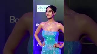 Vaani Kapoor Hot Looks At Award Show