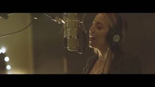 Ashley Monroe - Paying Attention
