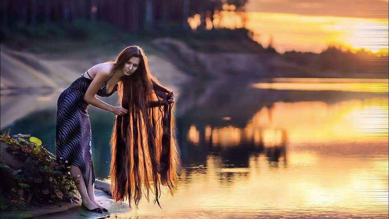 Коса у реки