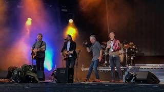 Watch Runrig The Place Where The Rivers Run video