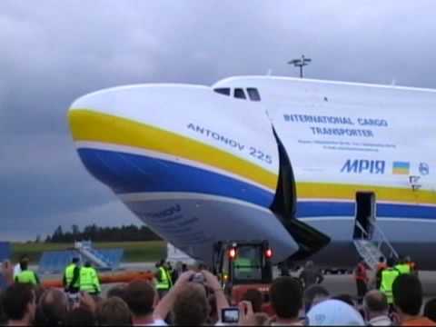  Aircraft on An225   The Largest Aircraft In The World   Fsx     Videos Virals