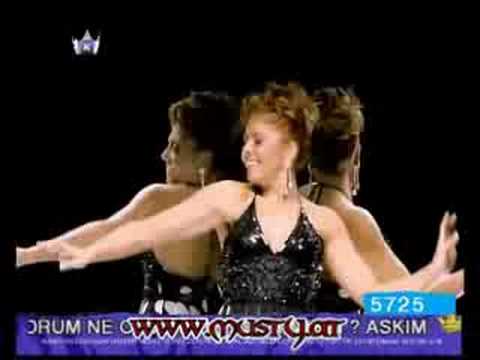 Esra Özmen - Bal Kaymak www.musty.at Esra Özmen - Bal Kaymak www.musty.at klip izle