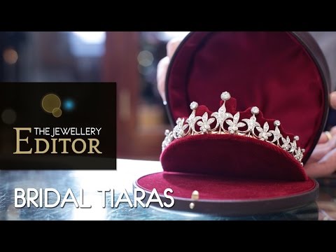 Wedding tiaras: expert advice on how to choose the perfect headpiece.