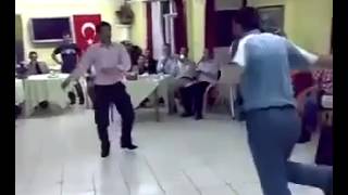 Amansızca Dans Eden Dayılar