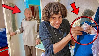 مقلب سرقت فلوس من جيب ابويا !