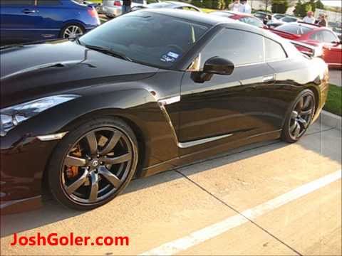 Gloss Black Nissan GTR Sound