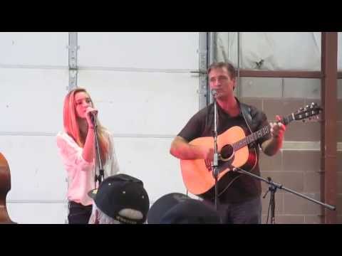 Travelin Soldier Cover By Mak & The Boys LIVE