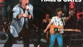 Watch Hall & Oates United State video