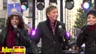 Watch Barry Manilow Islands In The Stream video
