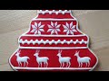 How To Decorate A Christmas Cookie - Reindeer Pattern