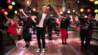 Watch Ross Lynch Cruisin For A Bruisin video