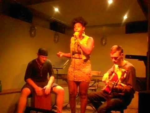 Nadia LaToya live @ The Golden Fleece 'Emotions'