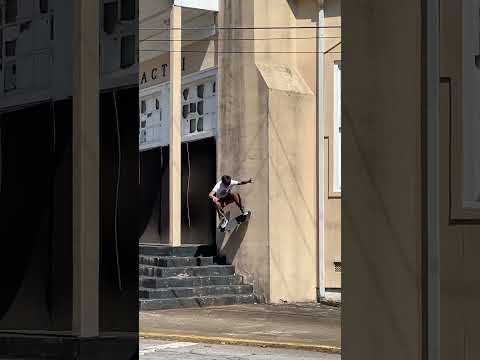 Wallie nollie in ATL  #pizzaskateboards #skateboarding