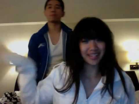 kegilaan deryansha & widikidiw love love :*