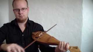 Medieval instrument, the Rebec, and a medieval melody, Reis Glorios (de Borneill).